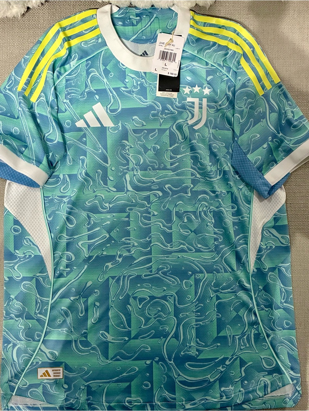 NWT adidas Juventus 2024/25 Authentic Away Jersey — Men's Large